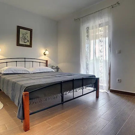 Villa Lucy