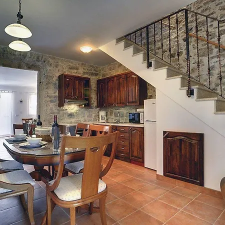 Lucy Holiday home