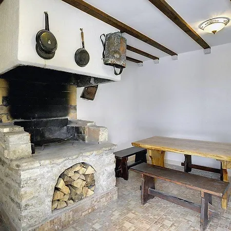 Lucy Holiday home